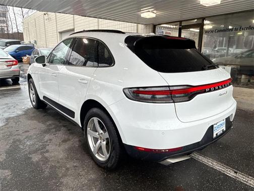 2020 Porsche Macan Base