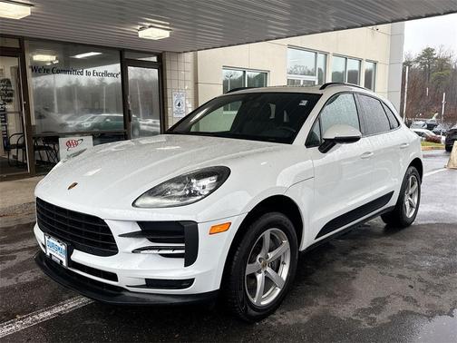 2020 Porsche Macan Base