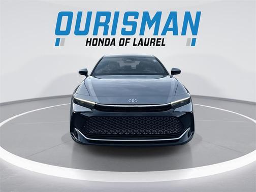 2023 Toyota Crown XLE