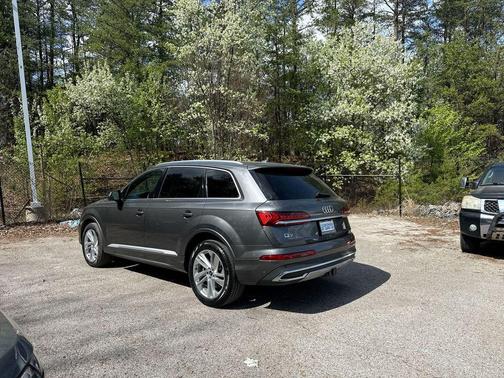 2021 Audi Q7 55 Premium