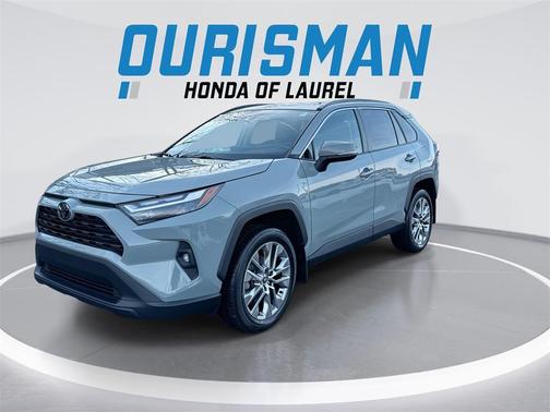 2022 Toyota RAV4 XLE Premium