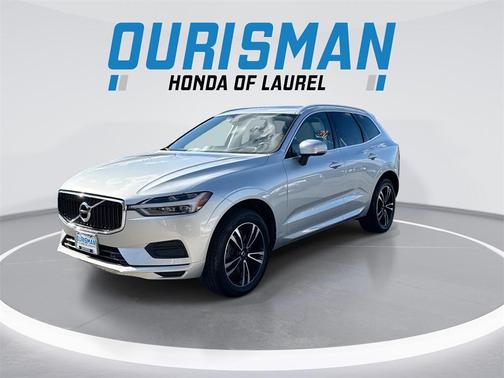 2020 Volvo XC60 T6 Momentum