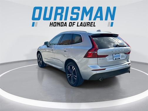 2020 Volvo XC60 T6 Momentum