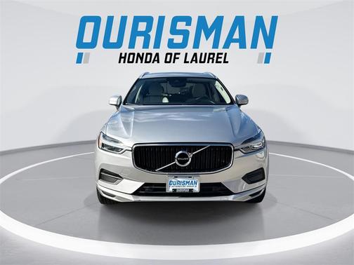 2020 Volvo XC60 T6 Momentum