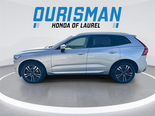 2020 Volvo XC60 T6 Momentum