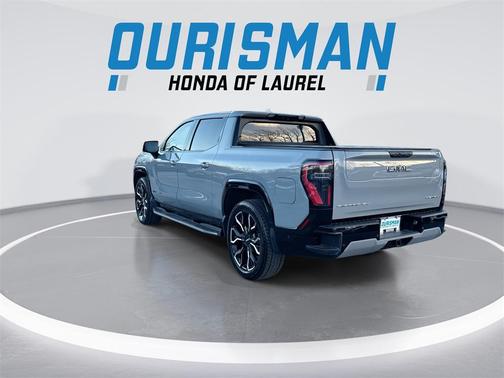 2024 GMC Sierra EV Denali Edition 1