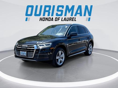 Mythos Black Metallic 2019 Audi Q5 2.0T Premium Plus