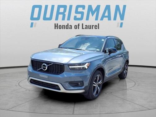 2021 Volvo XC40 T5 R-Design