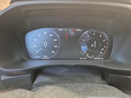2021 Volvo XC40 T5 R-Design