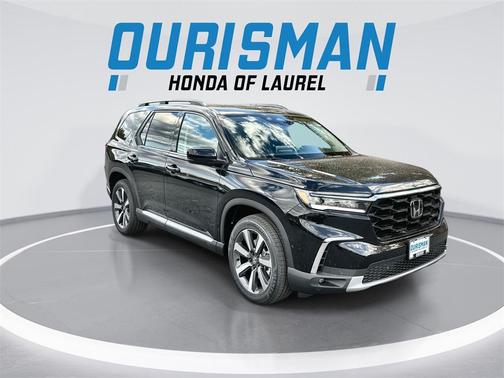 2025 Honda Pilot Touring 8-Passenger