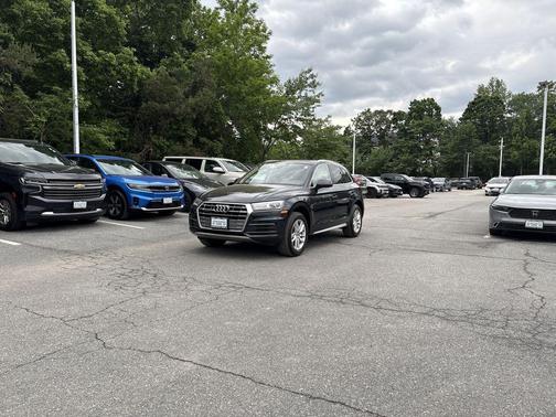 Moonlight Blue 2020 Audi Q5 45 Premium