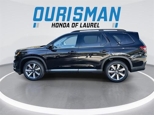 2025 Honda Pilot Touring 8-Passenger