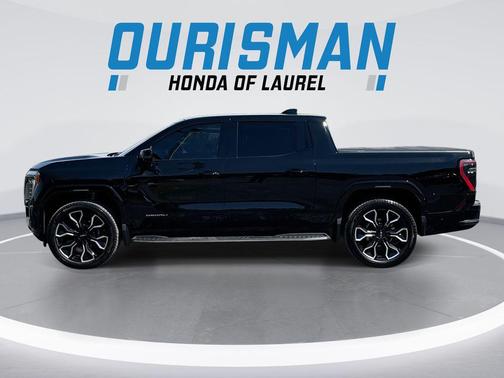 Onyx Black 2025 GMC Sierra EV Max Range Denali