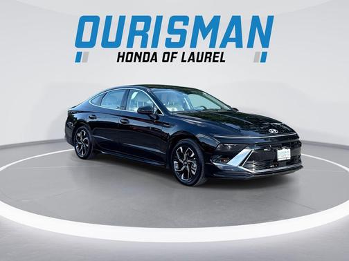 Abyss Black 2025 Hyundai SONATA SEL
