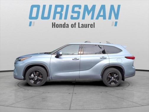 2022 Toyota Highlander Hybrid LE