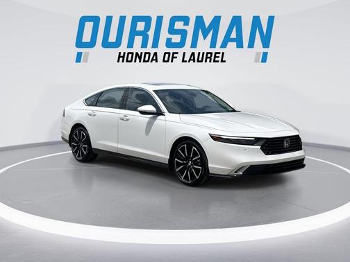 Platinum White Pearl 2025 Honda Accord Hybrid Touring