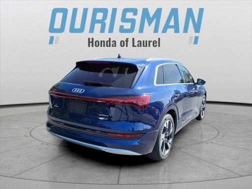 2021 Audi e-tron Premium