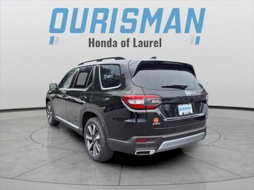 2025 Honda Pilot Touring 8-Passenger