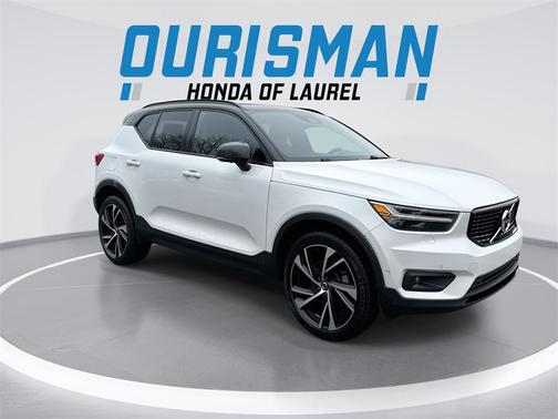 2019 Volvo XC40 T5 R-Design
