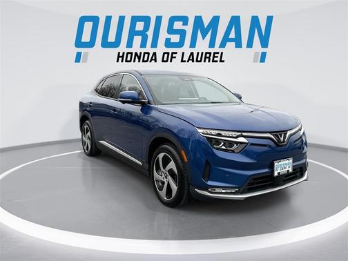 2024 VinFast VF 8 Eco