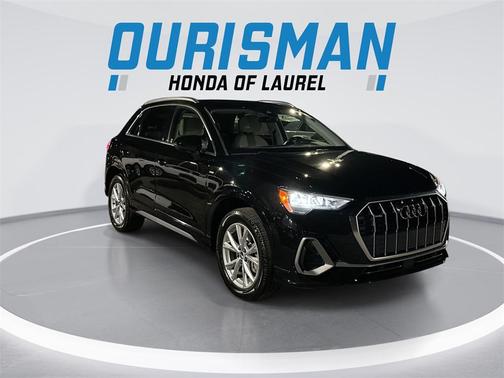 2021 Audi Q3 45 S line Premium