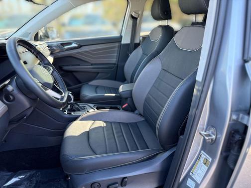 2024 Volkswagen Taos 1.5T SEL