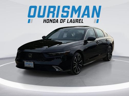Crystal Black Pearl 2025 Honda Accord Hybrid Touring