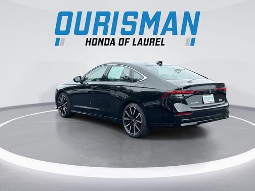 Crystal Black Pearl 2025 Honda Accord Hybrid Touring