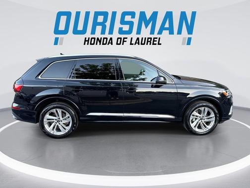 Orca Black Metallic 2021 Audi Q7 55 Premium Plus
