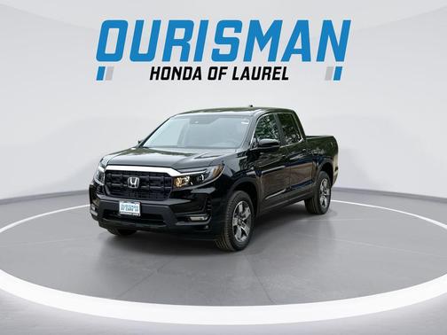 Crystal Black Pearl 2026 Honda Ridgeline RTL