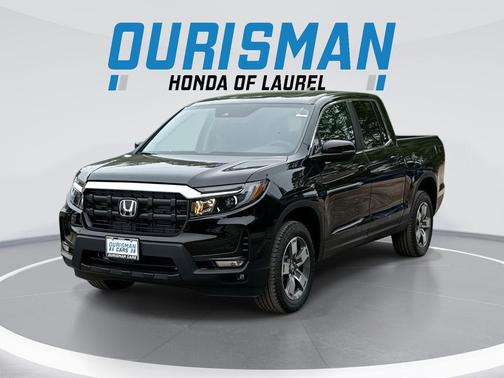 Crystal Black Pearl 2026 Honda Ridgeline RTL