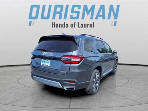2025 Honda Pilot Touring 8-Passenger