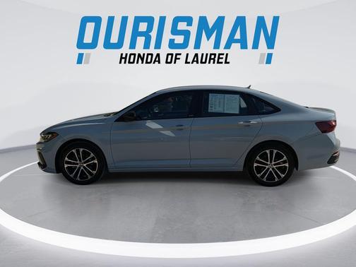 Monument Gray 2025 Volkswagen Jetta 1.5T Sport