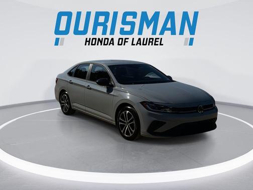 Monument Gray 2025 Volkswagen Jetta 1.5T Sport