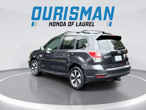 Dark Gray Metallic 2017 Subaru Forester 2.5i Premium