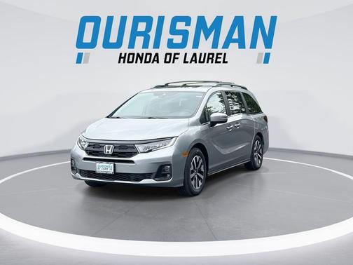 Solar Silver Metallic 2026 Honda Odyssey EX-L