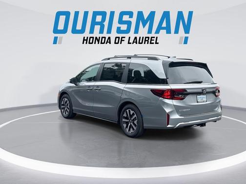 Solar Silver Metallic 2026 Honda Odyssey EX-L