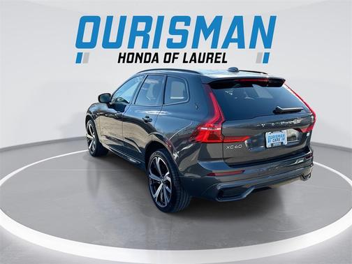 2022 Volvo XC60 Recharge Plug-In Hybrid T8 R-Design
