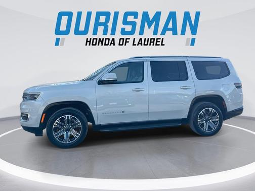 Luxury White Pearlcoat 2022 Jeep Wagoneer Series III 4x4