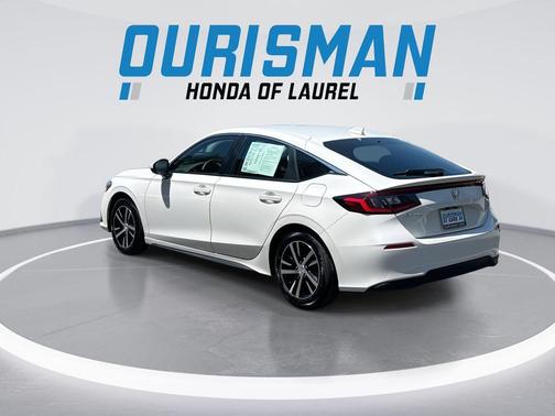 Platinum White Pearl 2024 Honda Civic LX