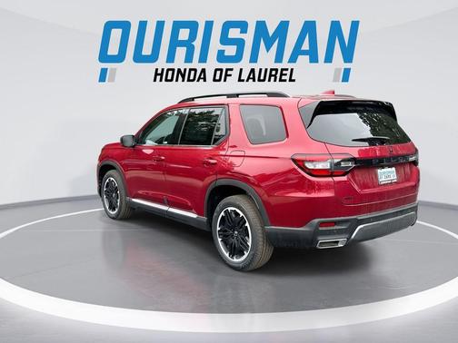 Radiant Red Metallic II 2026 Honda Pilot Touring 8-Passenger