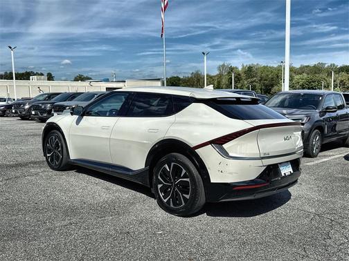 2022 Kia EV6 Wind