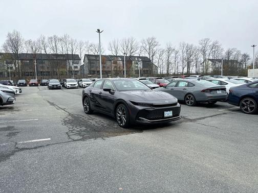 Magnetic Gray Metallic 2023 Toyota Crown Limited