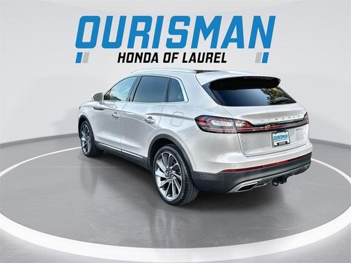 2019 Lincoln Nautilus Reserve