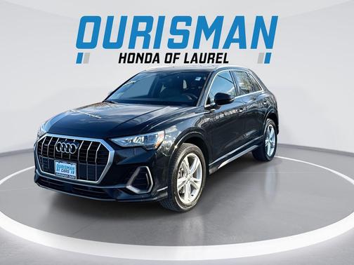 2021 Audi Q3 45 S line Premium