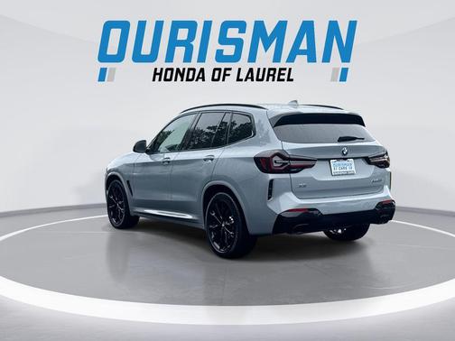 Brooklyn Gray Metallic 2024 BMW X3 M40i