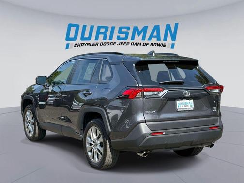 Magnetic Gray Metallic 2024 Toyota RAV4 XLE Premium