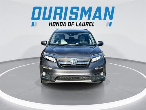 2022 Honda Pilot Touring 8-Passenger