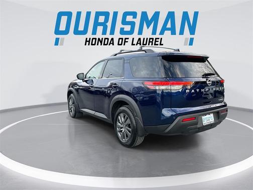 2023 Nissan Pathfinder SV 4WD