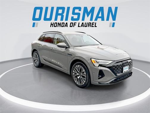 2024 Audi Q8 e-tron Premium Plus